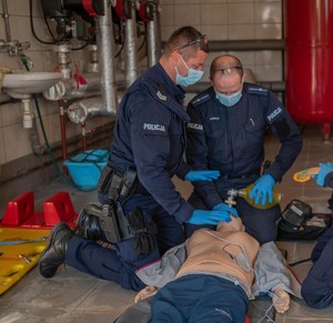 policjanci wentulujący fantoma