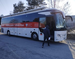 autokar mobilny punkt poboru krwi