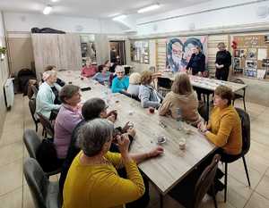 Uwaga na „wnuczka” i „fałszywego żąbola” – spotkanie z seniorami w Borzęcinie